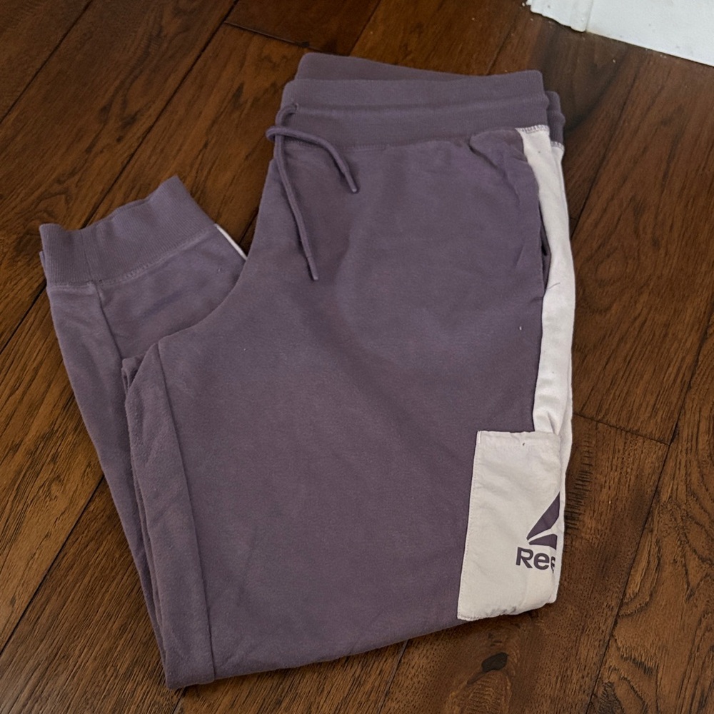 Reebok Women's Lavender Joggers with Cream Accents, with side pocket. Size XL